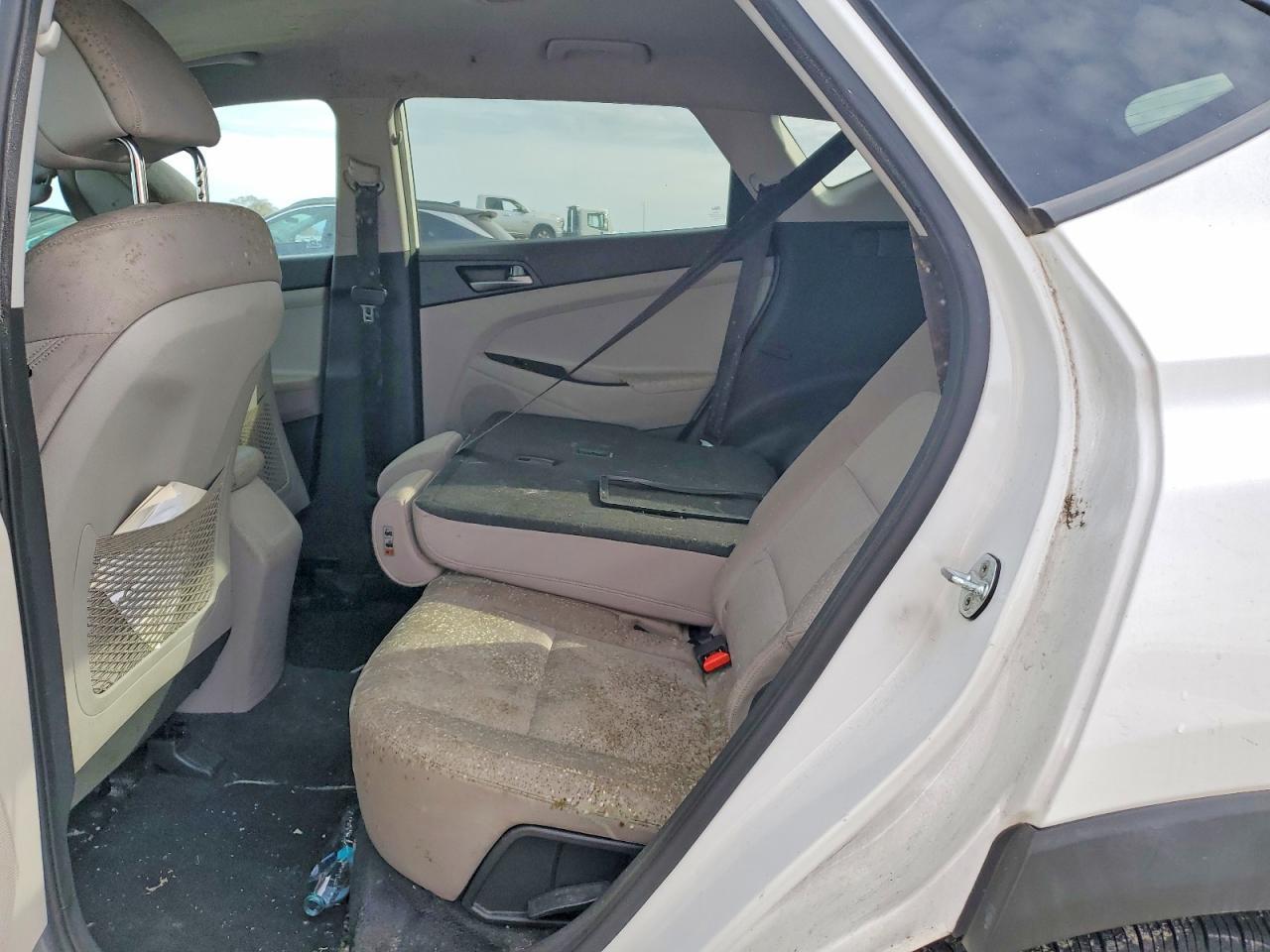 2016 HYUNDAI TUCSON