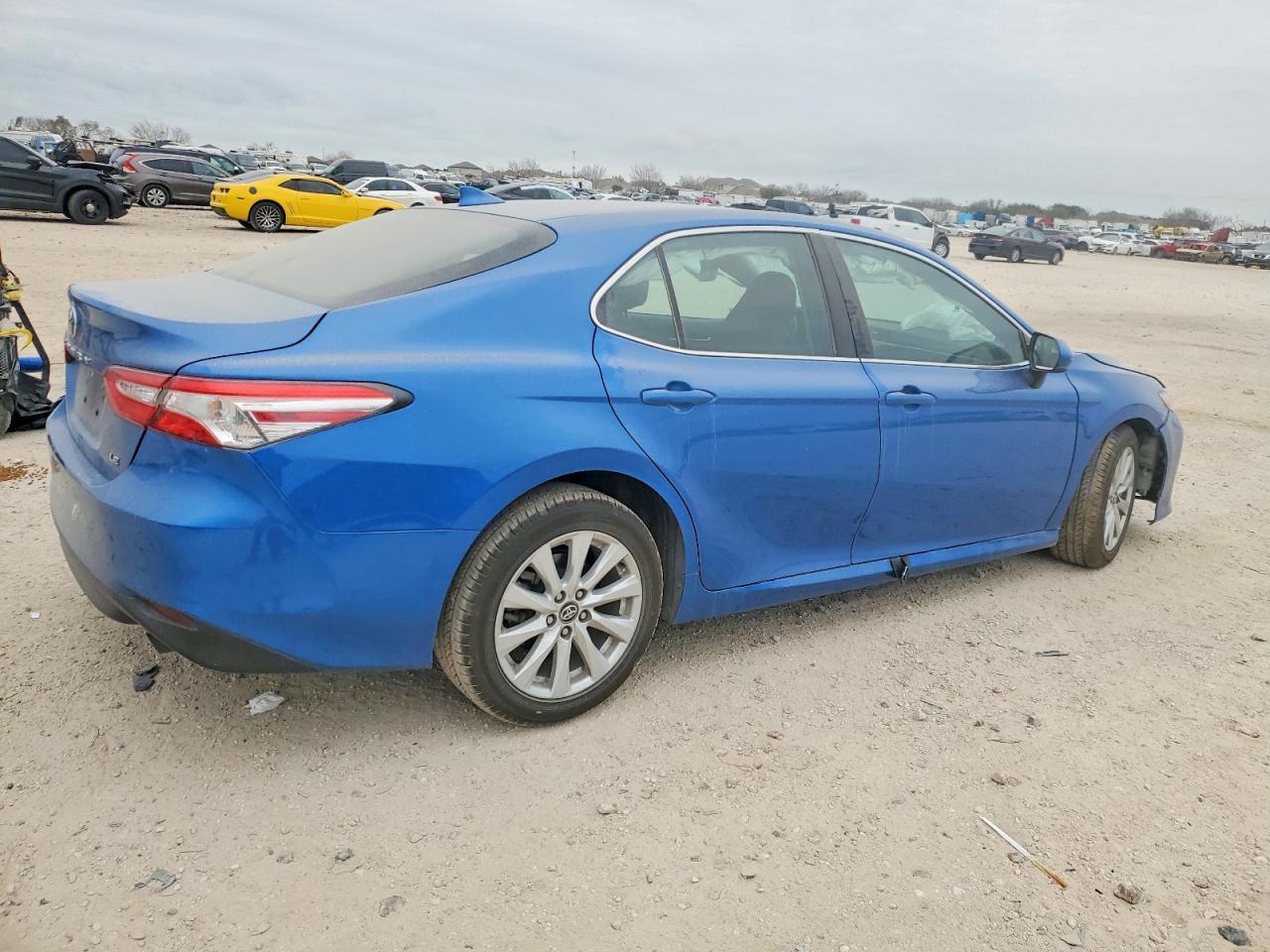 2020 TOYOTA CAMRY
