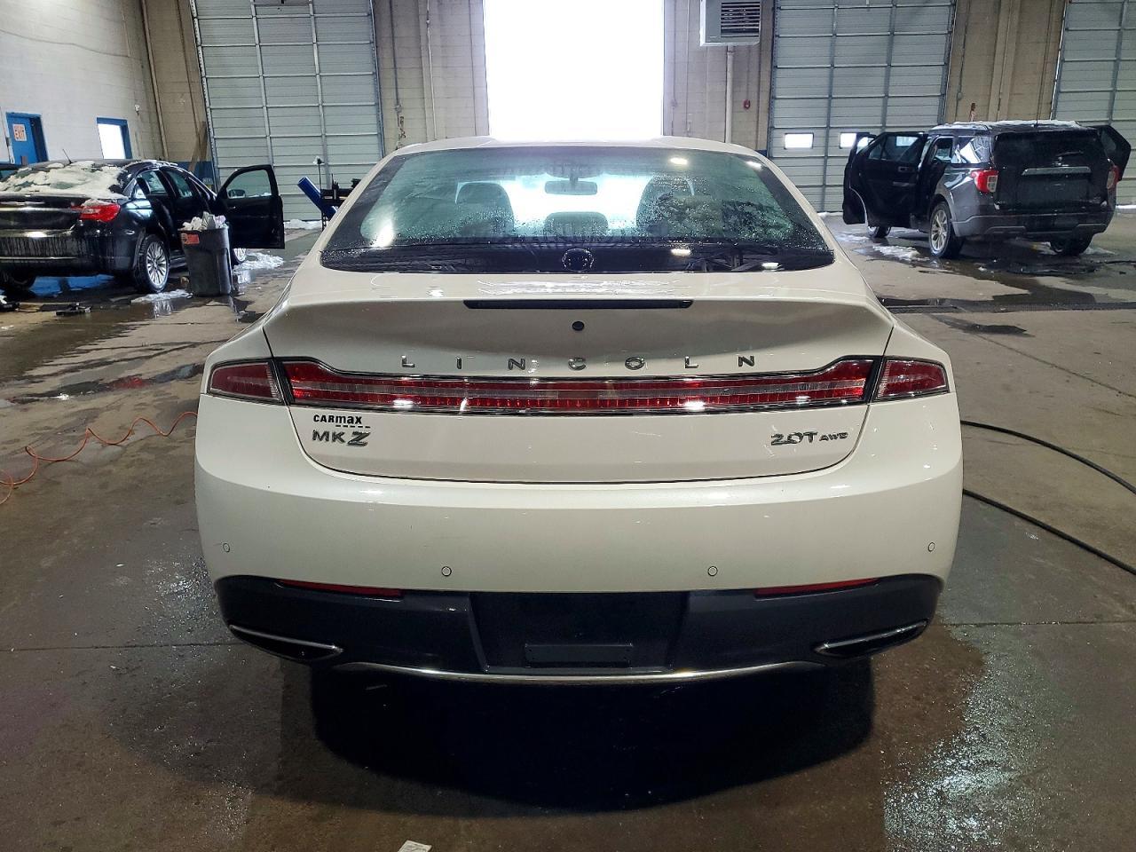 2017 LINCOLN MKZ