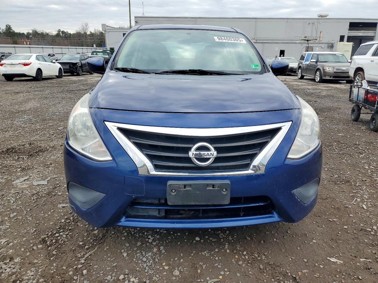 2019 NISSAN VERSA