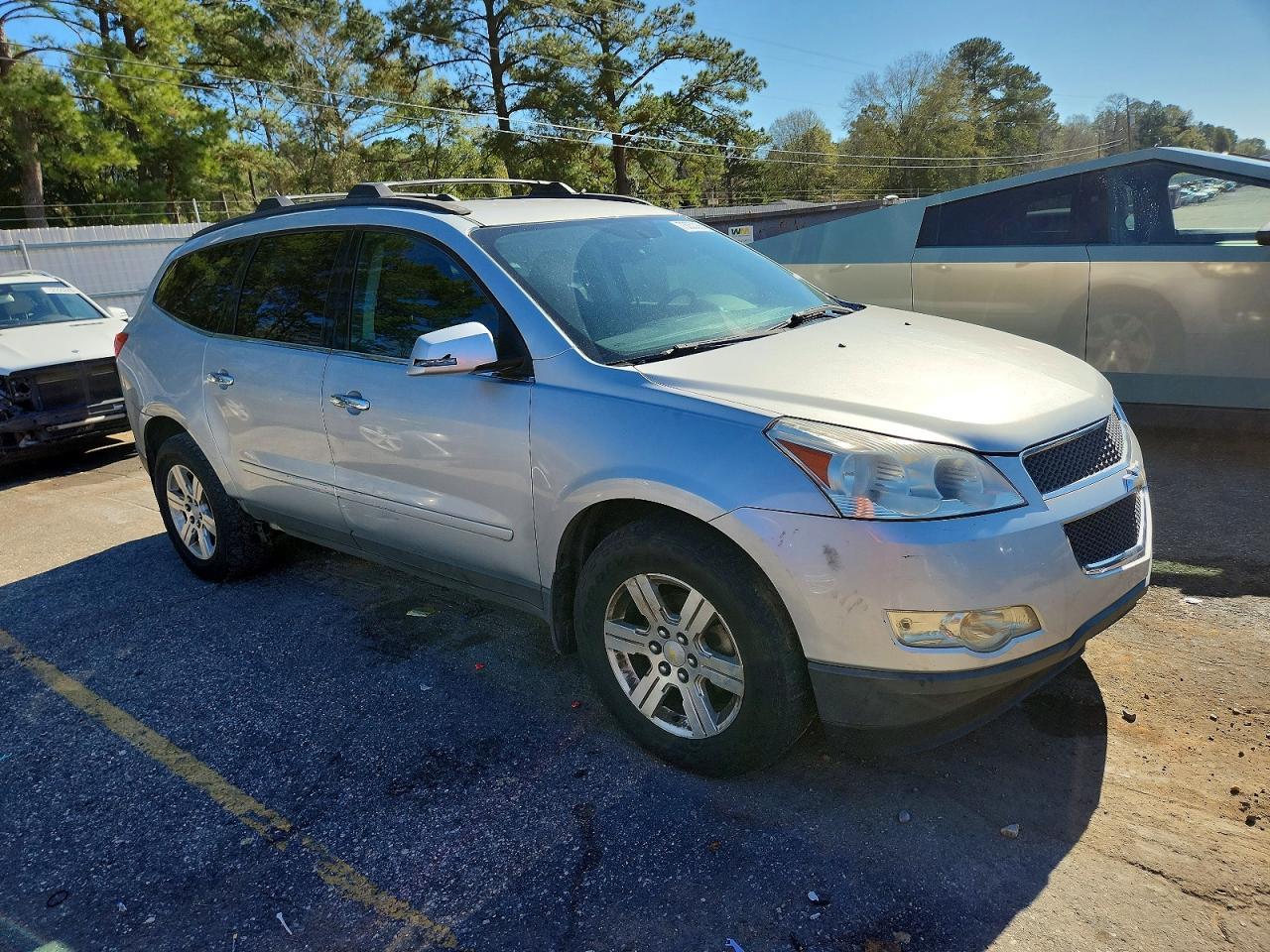 2011 CHEVROLET TRAVERSE