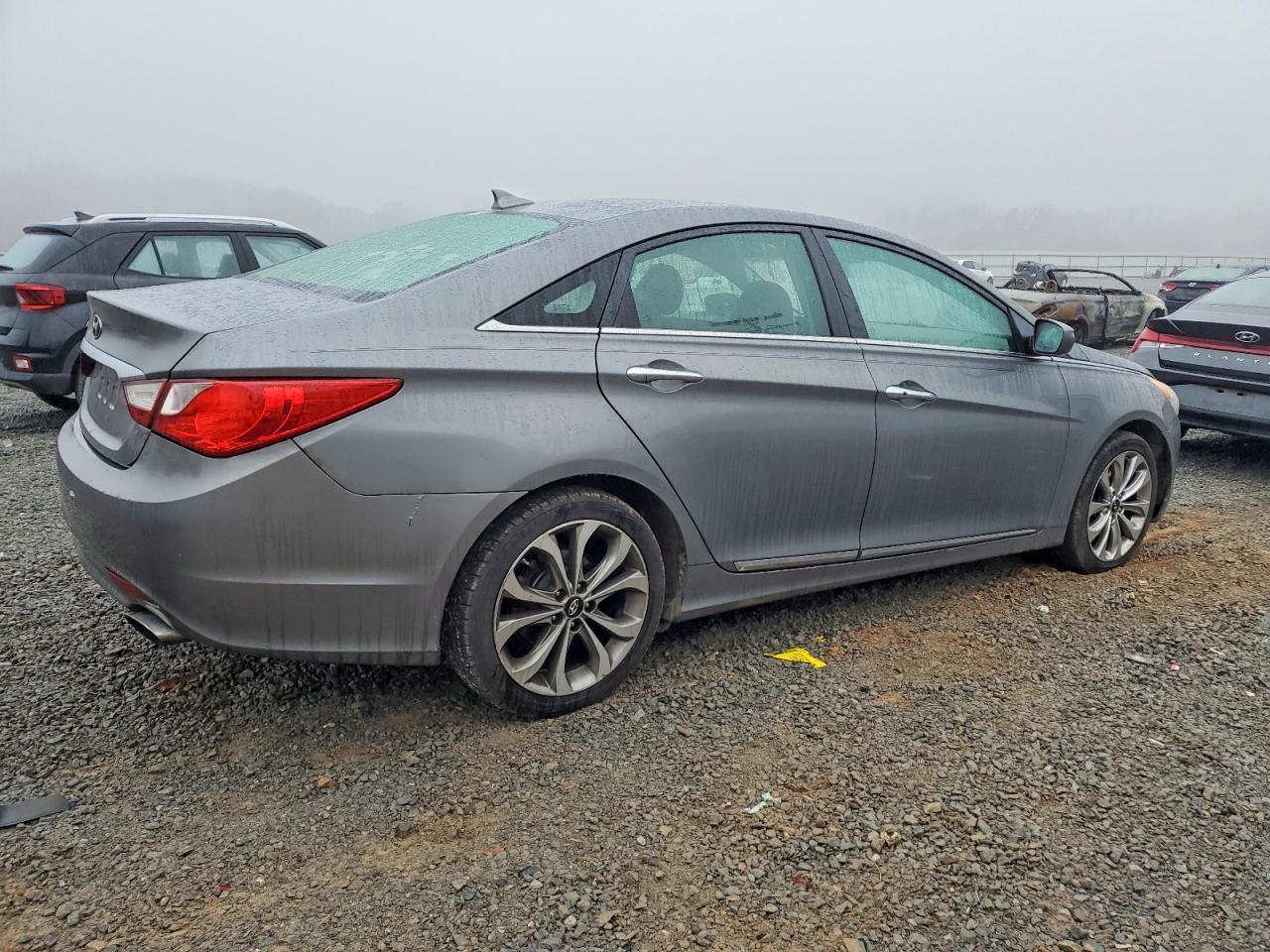2013 HYUNDAI SONATA