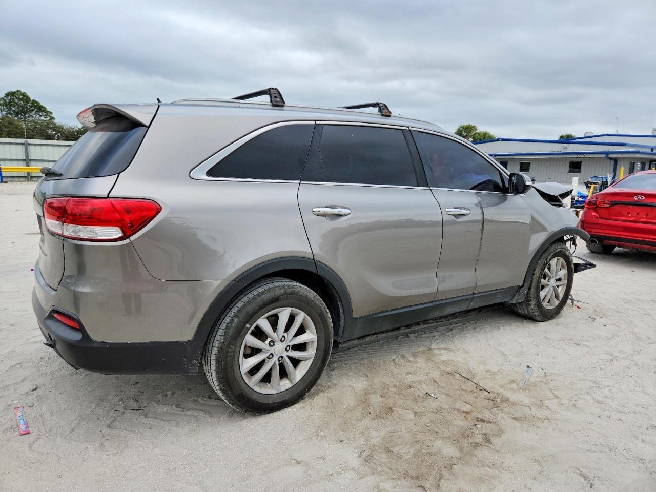 2017 KIA SORENTO