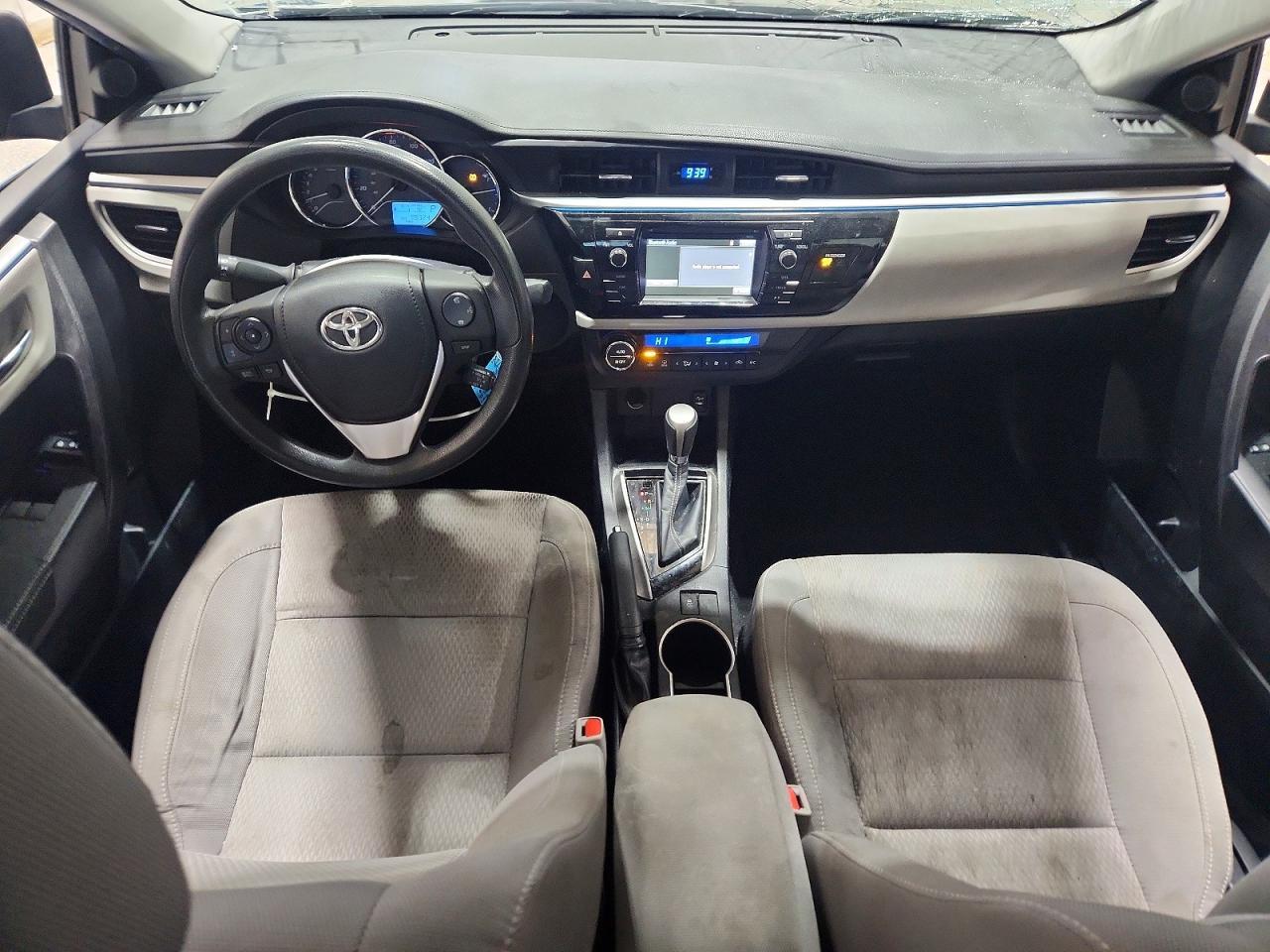 2015 TOYOTA COROLLA