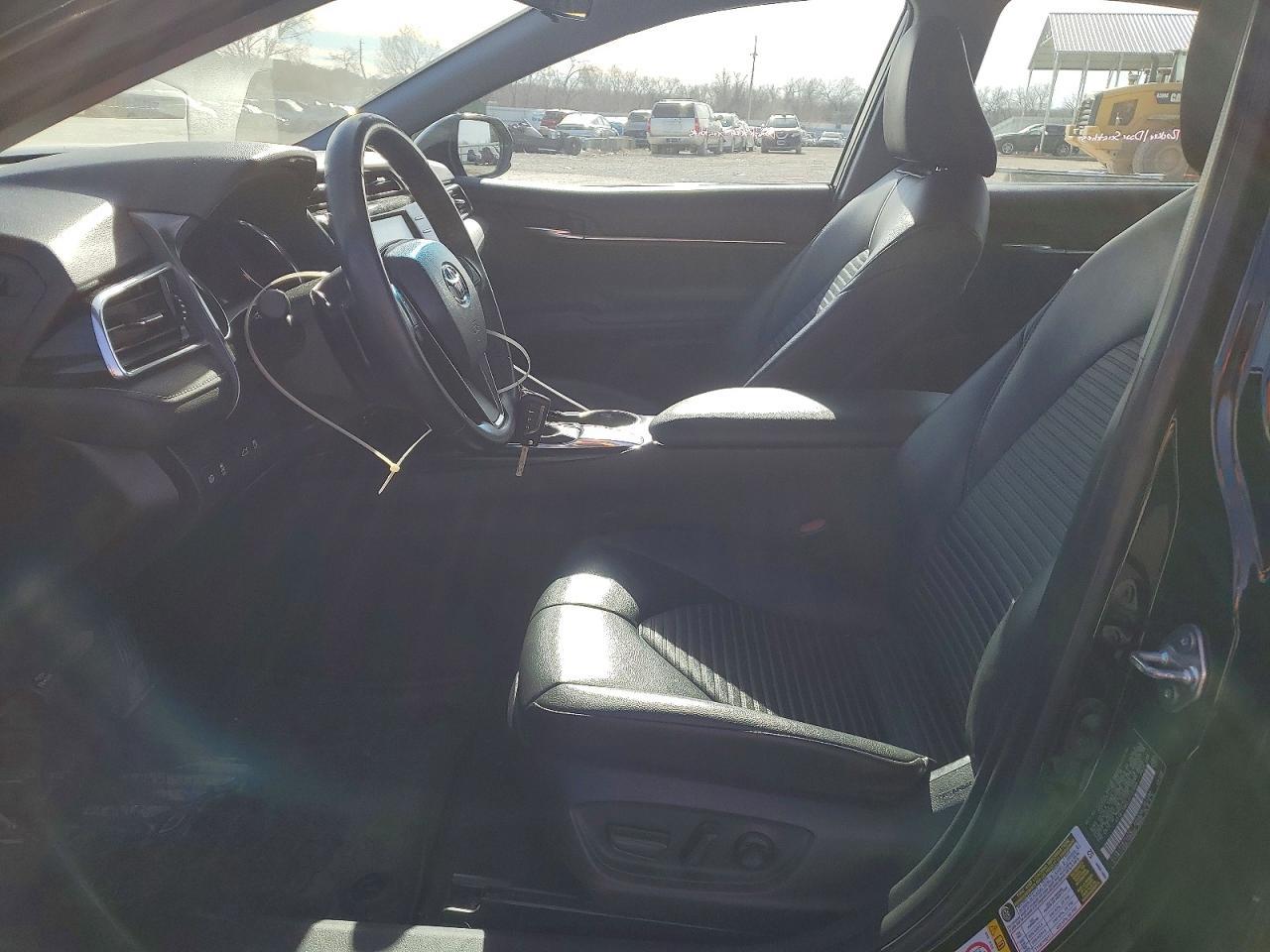 2018 TOYOTA CAMRY