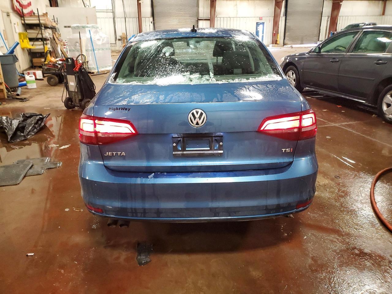 2016 VOLKSWAGEN JETTA
