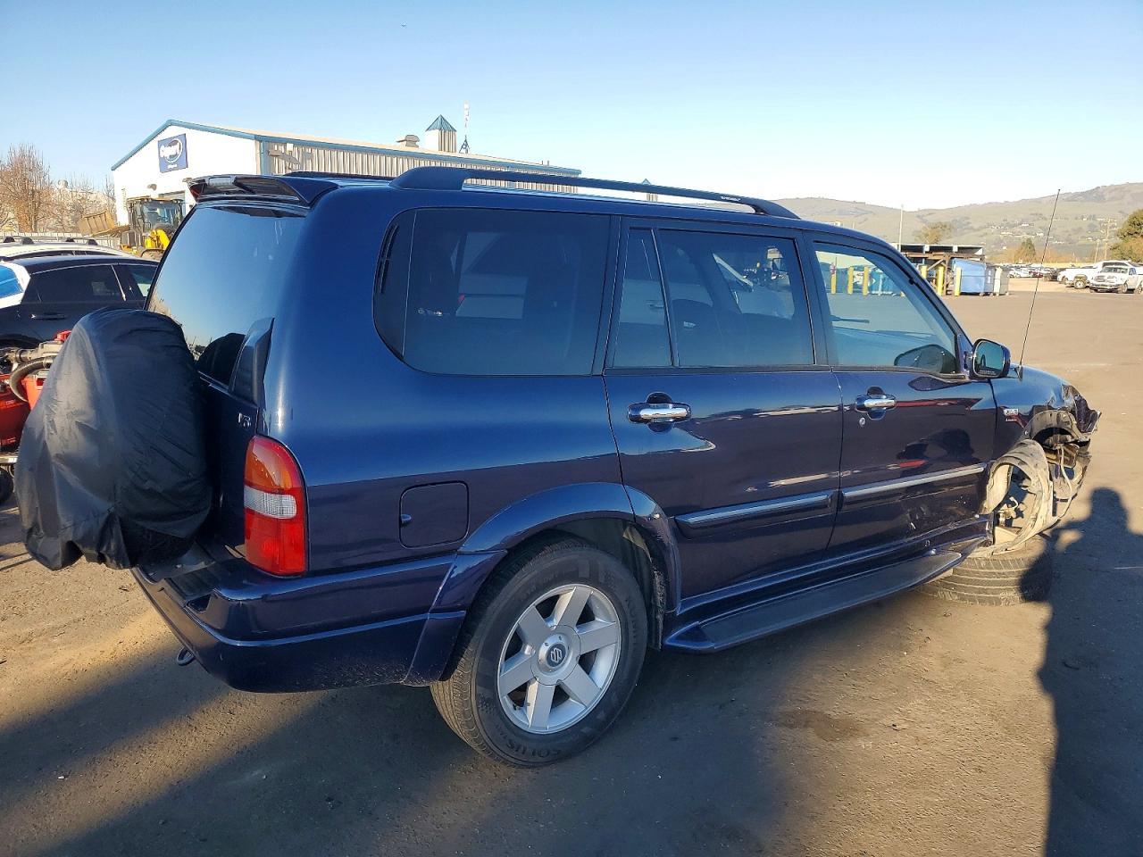 2002 SUZUKI Xl-7