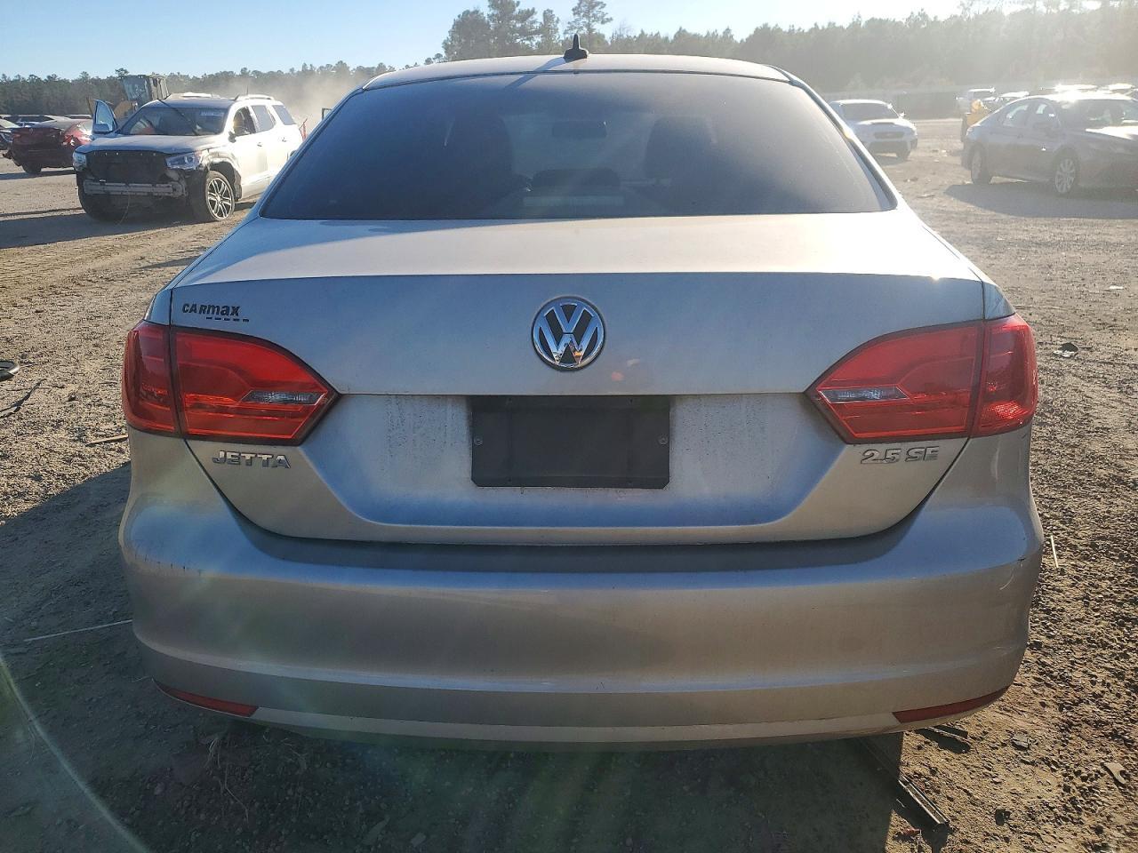 2013 VOLKSWAGEN JETTA