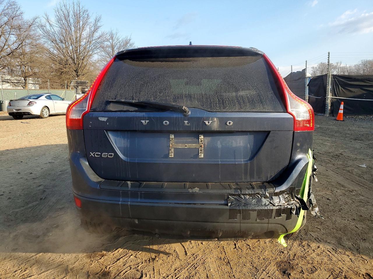 2012 VOLVO XC60