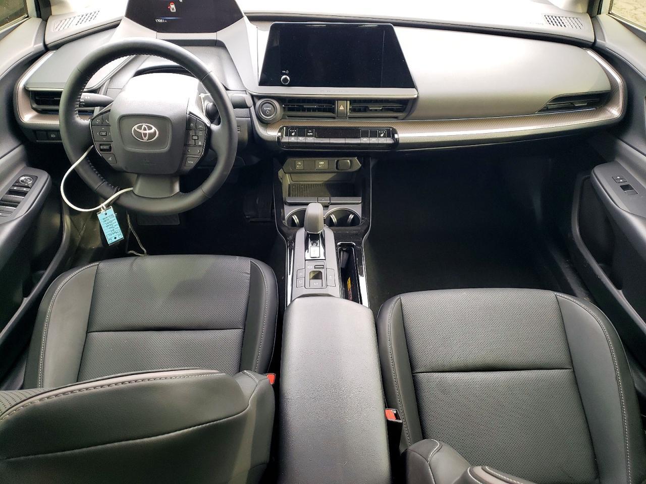 2024 TOYOTA PRIUS