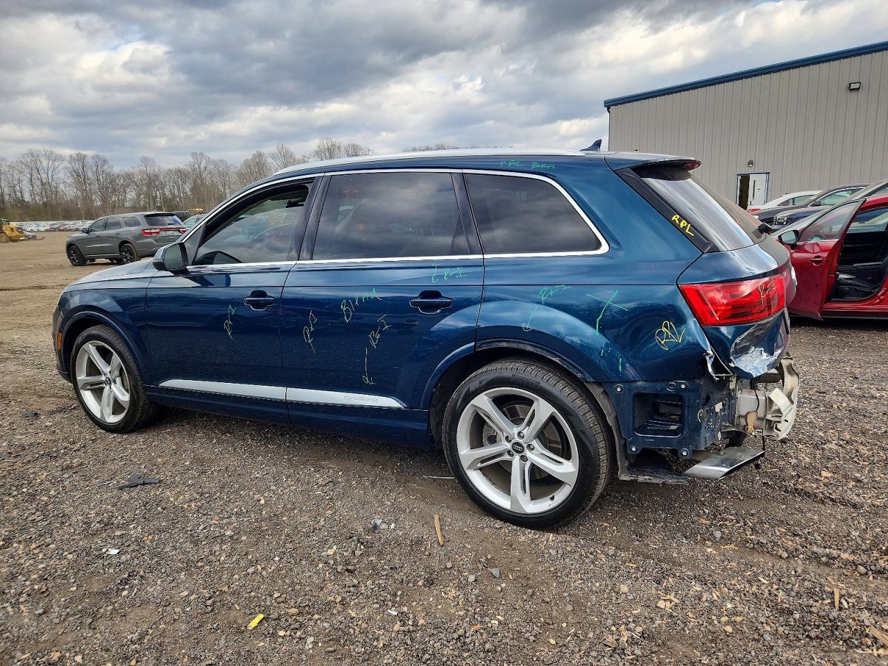 2019 AUDI Q7