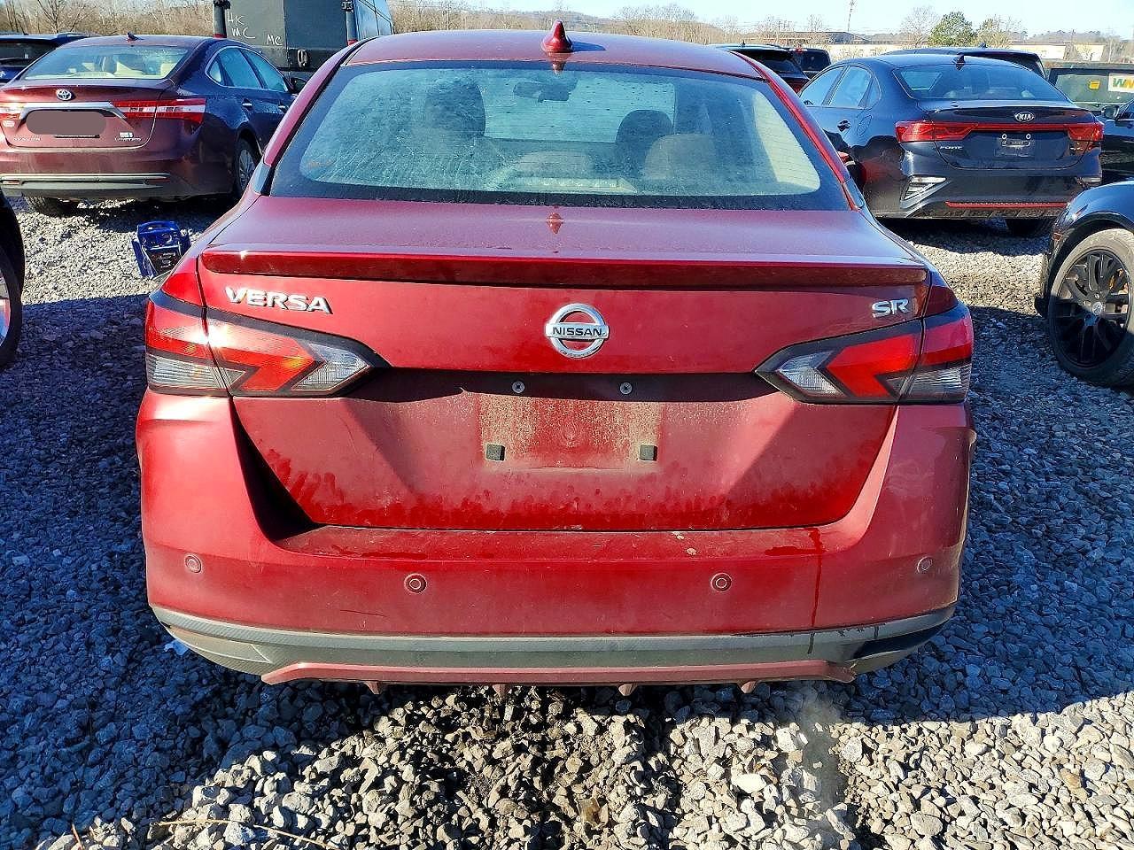 2021 NISSAN VERSA