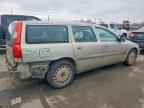 2001 VOLVO V70