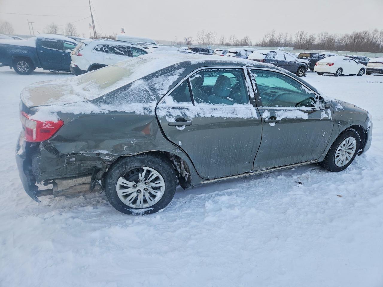 2013 TOYOTA CAMRY