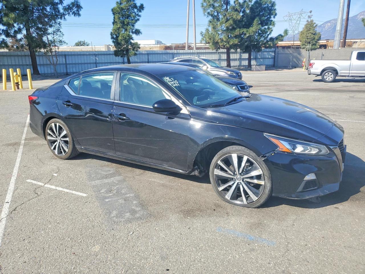2022 NISSAN ALTIMA