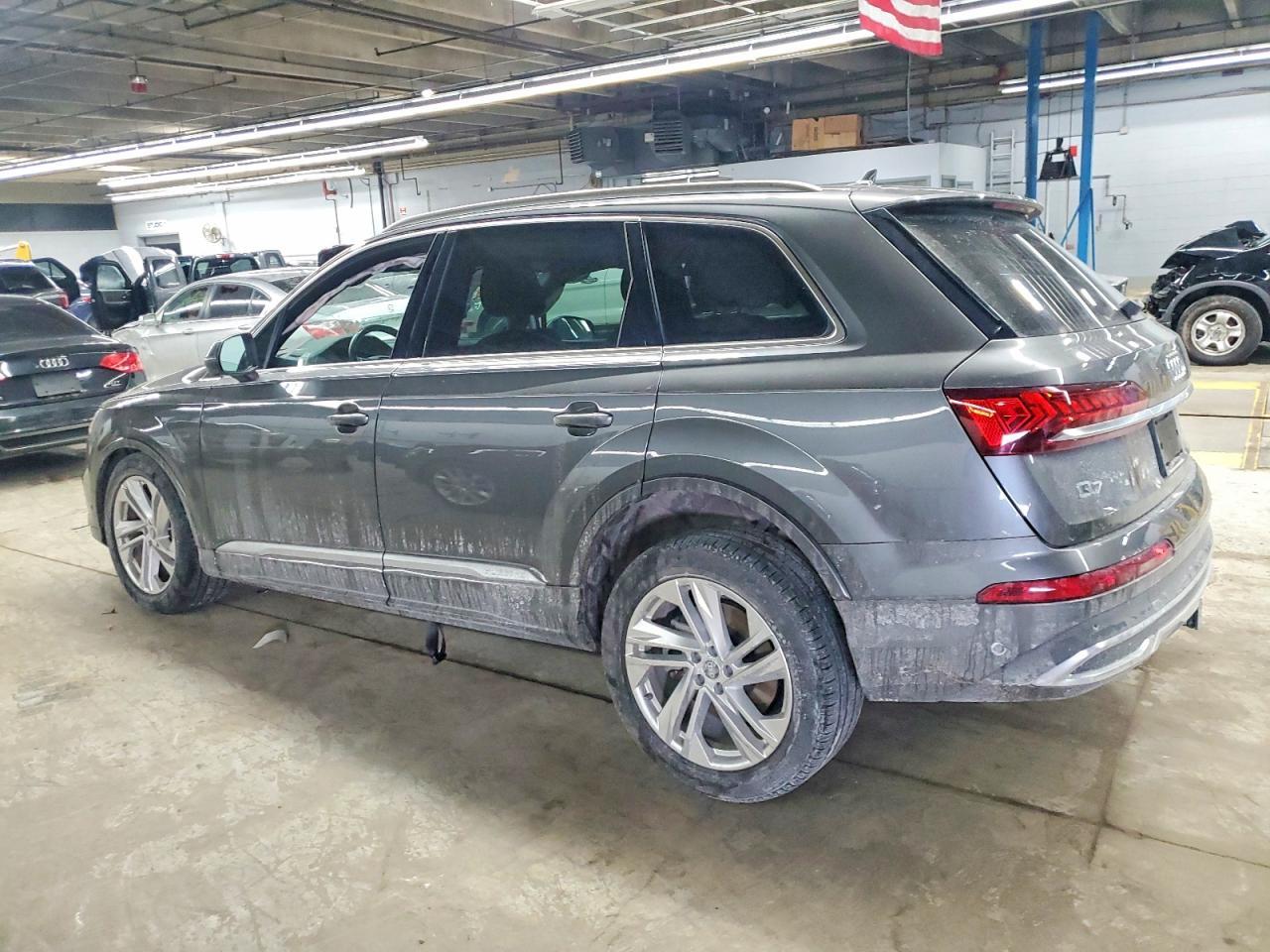 2022 AUDI Q7