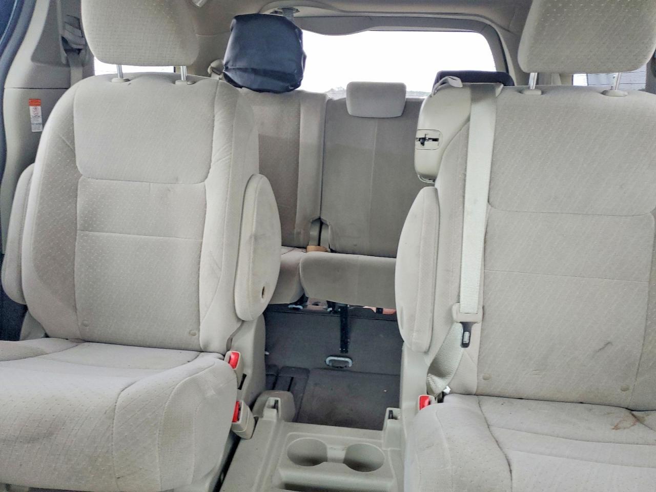 2015 TOYOTA SIENNA