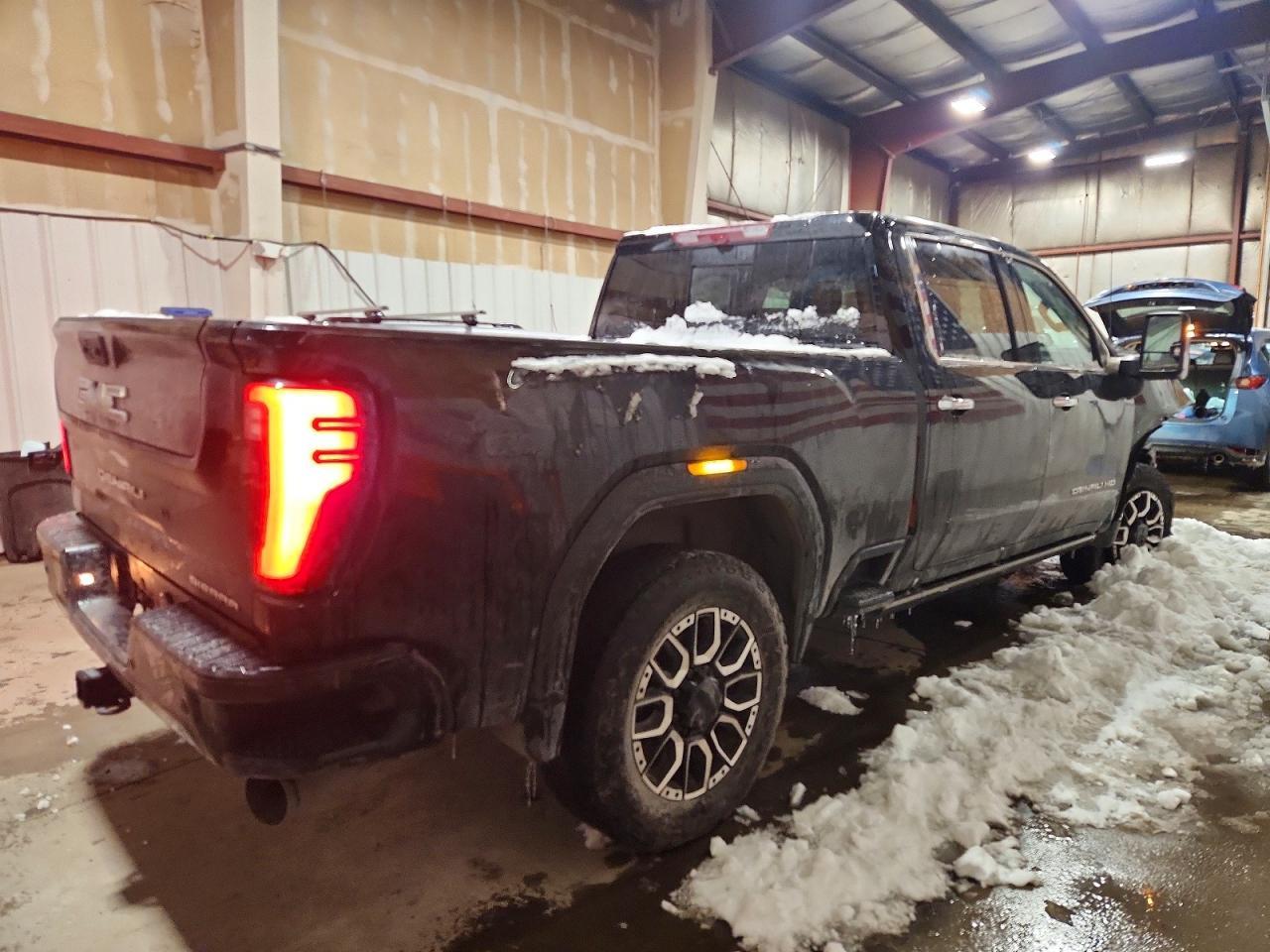 2025 GMC Sierra