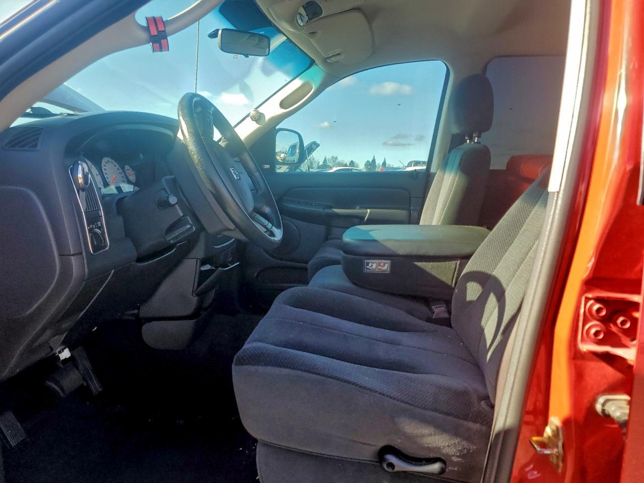 2004 DODGE RAM 1500