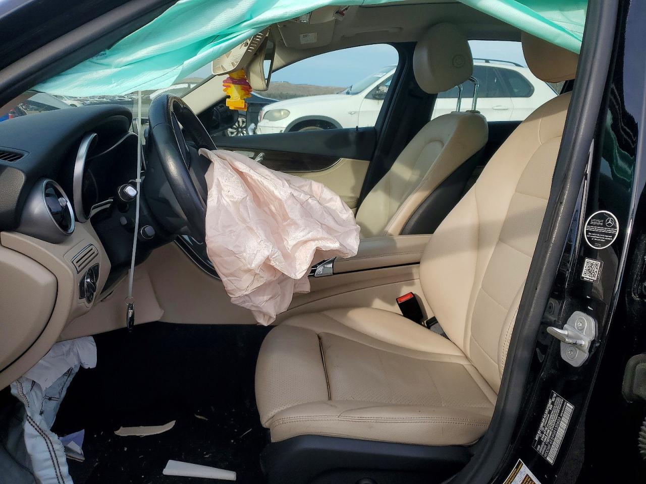 2016 MERCEDES-BENZ C-CLASS
