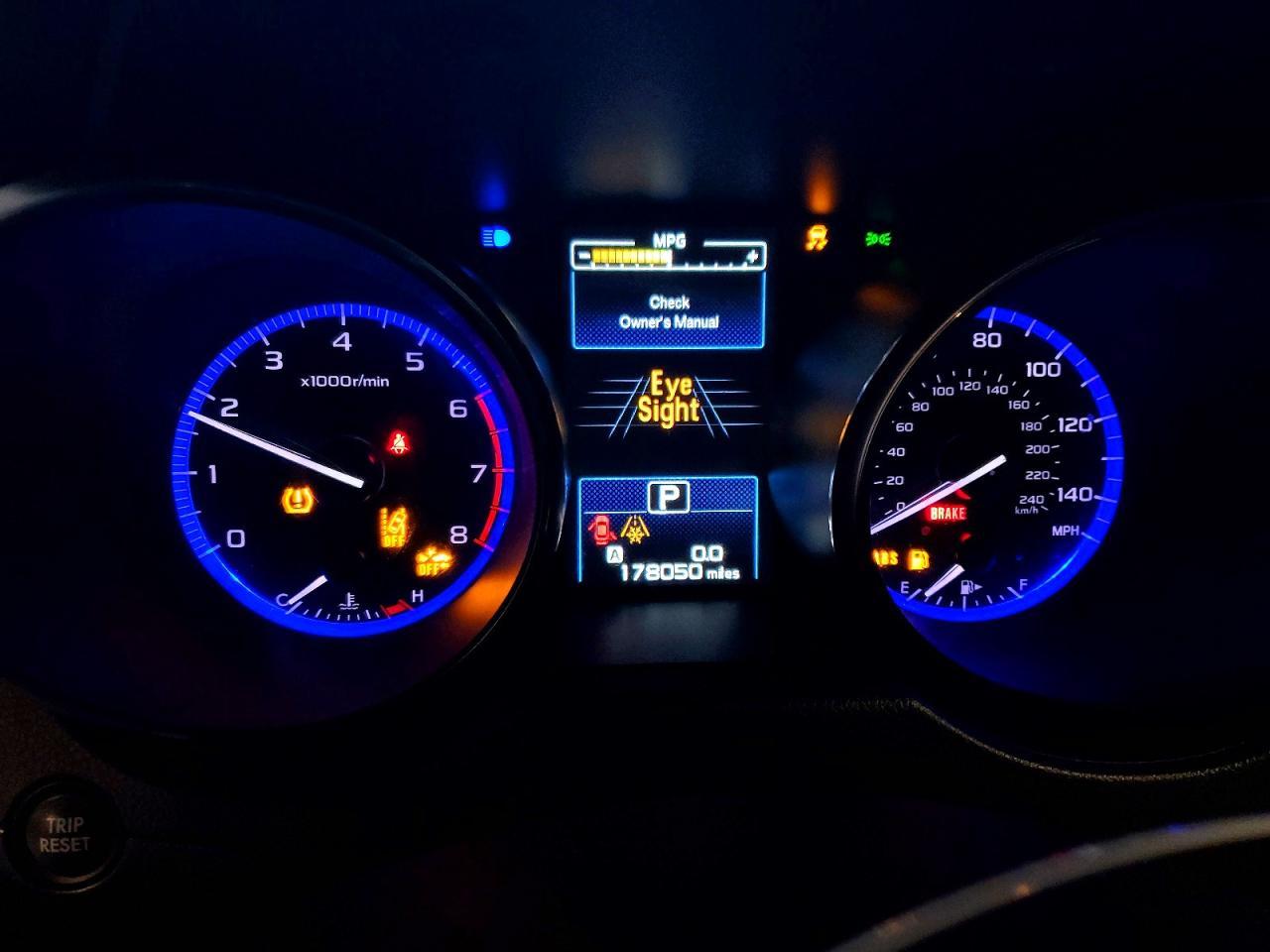 2016 SUBARU Legacy
