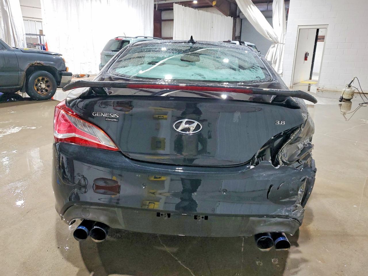 2015 HYUNDAI GENESIS