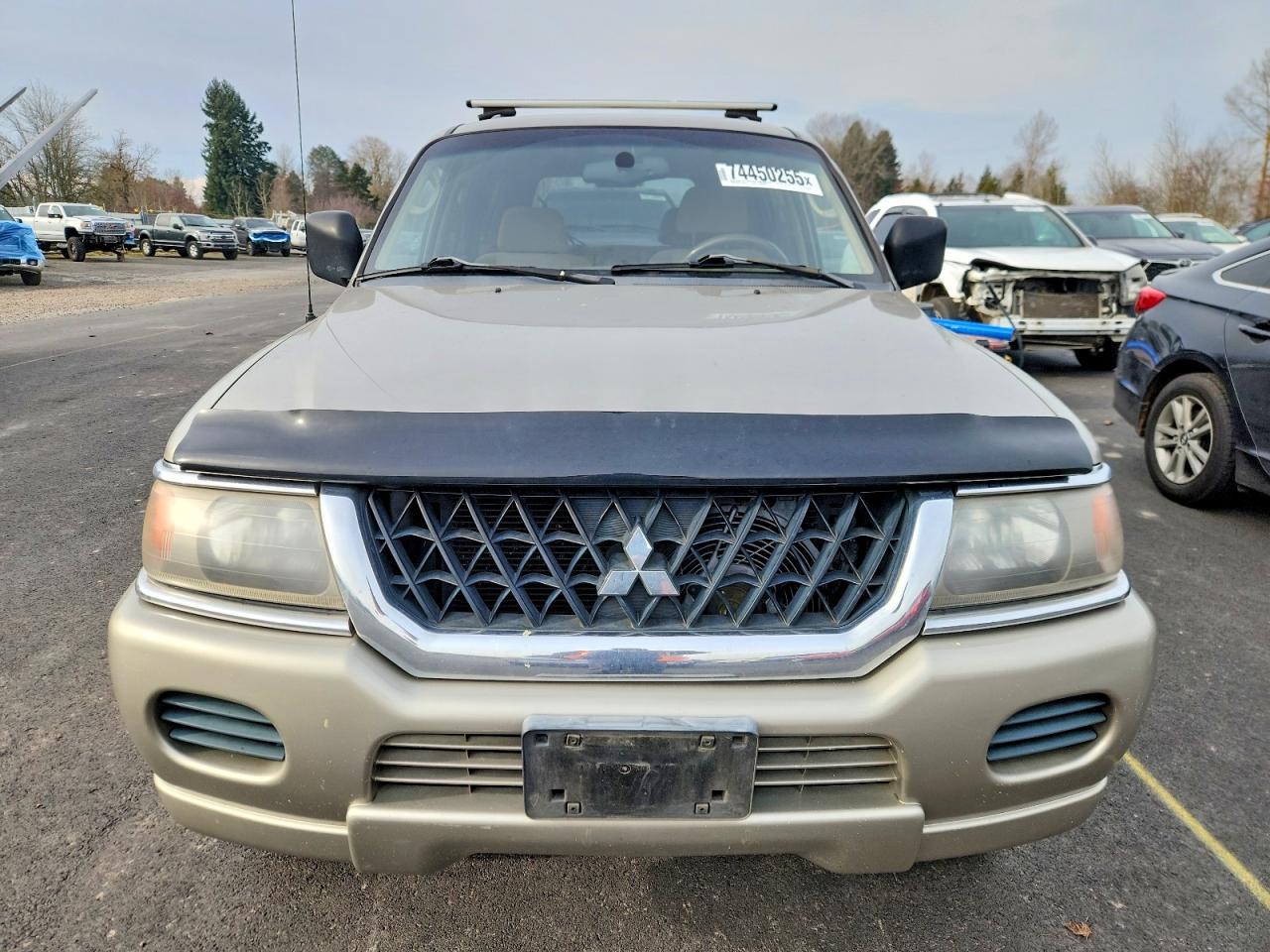 2002 MITSUBISHI Montero