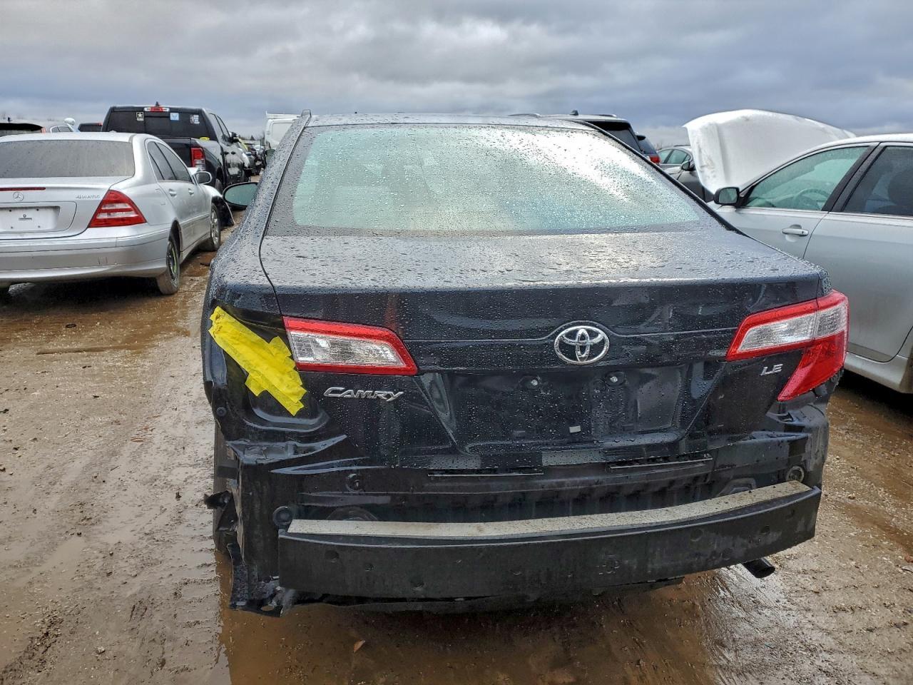 2013 TOYOTA CAMRY