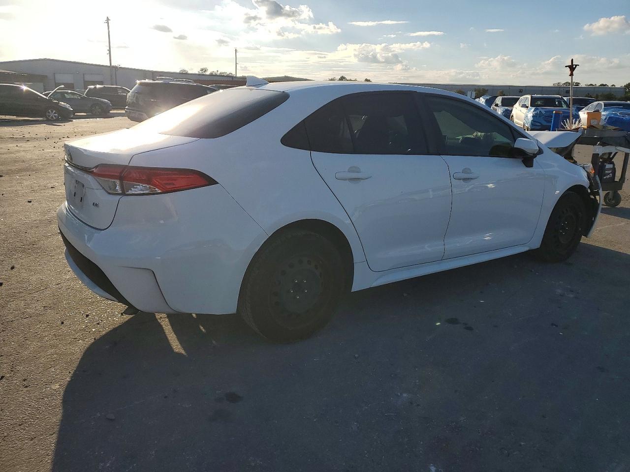 2021 TOYOTA COROLLA