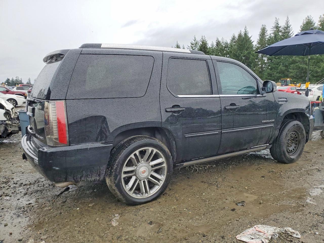 2014 CADILLAC ESCALADE