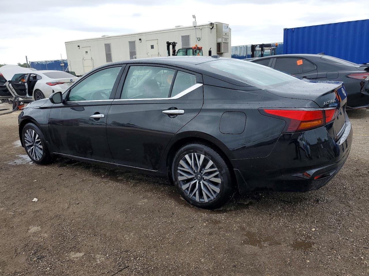 2025 NISSAN ALTIMA