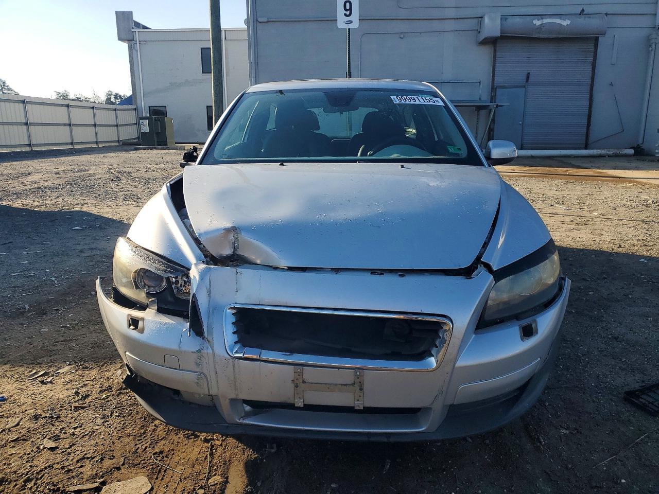 2010 VOLVO C30