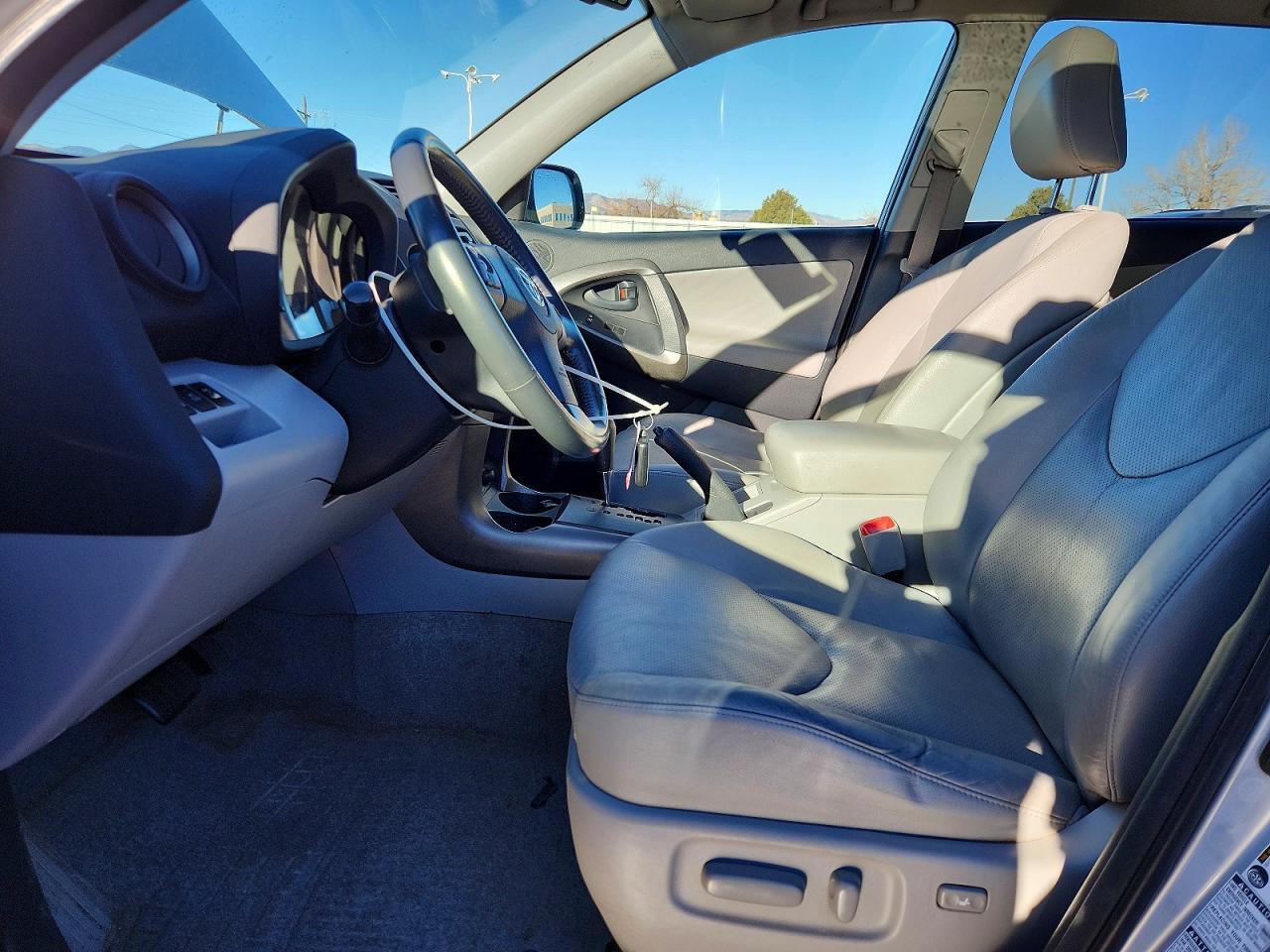 2009 TOYOTA RAV4