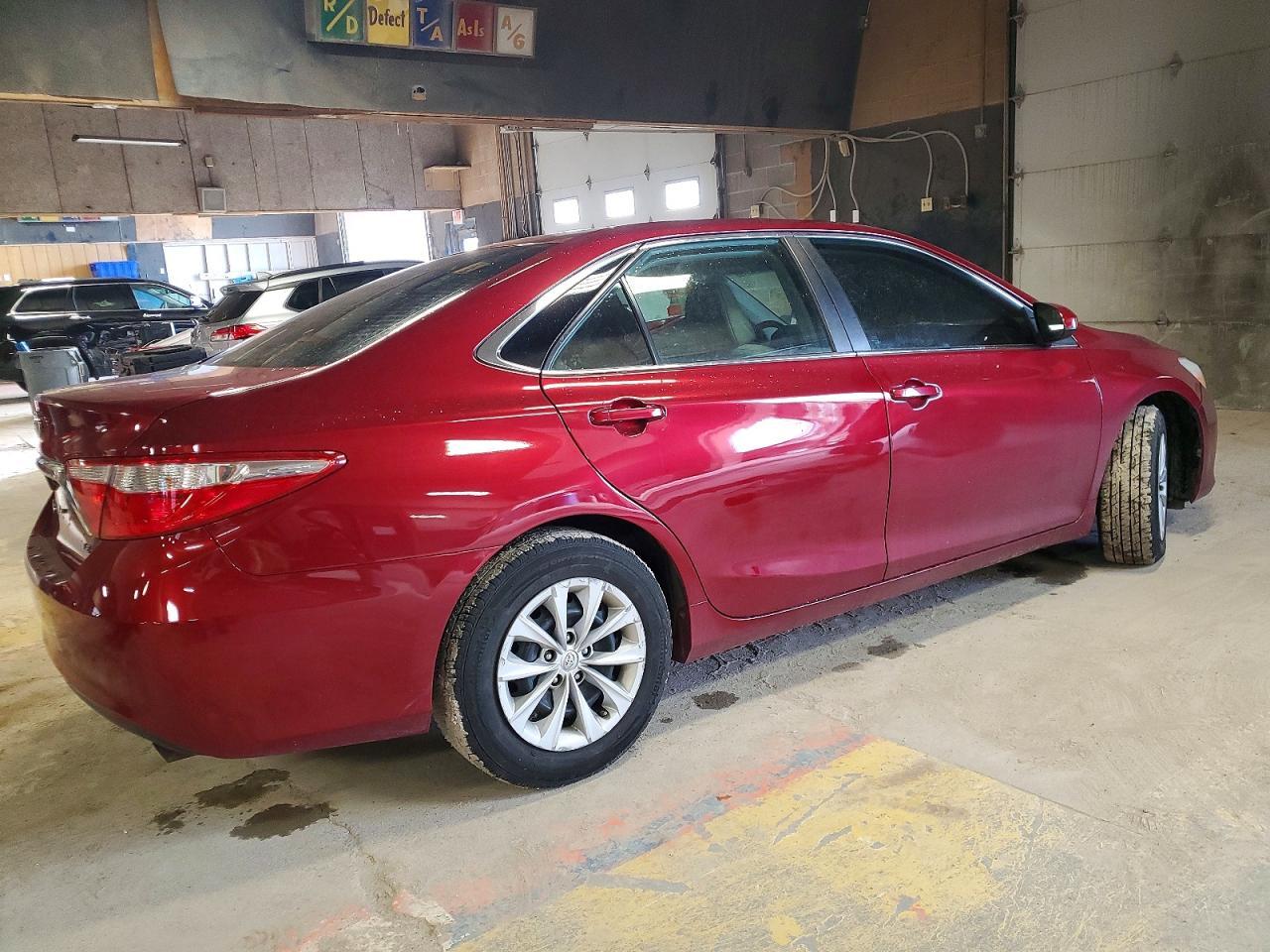 2015 TOYOTA CAMRY