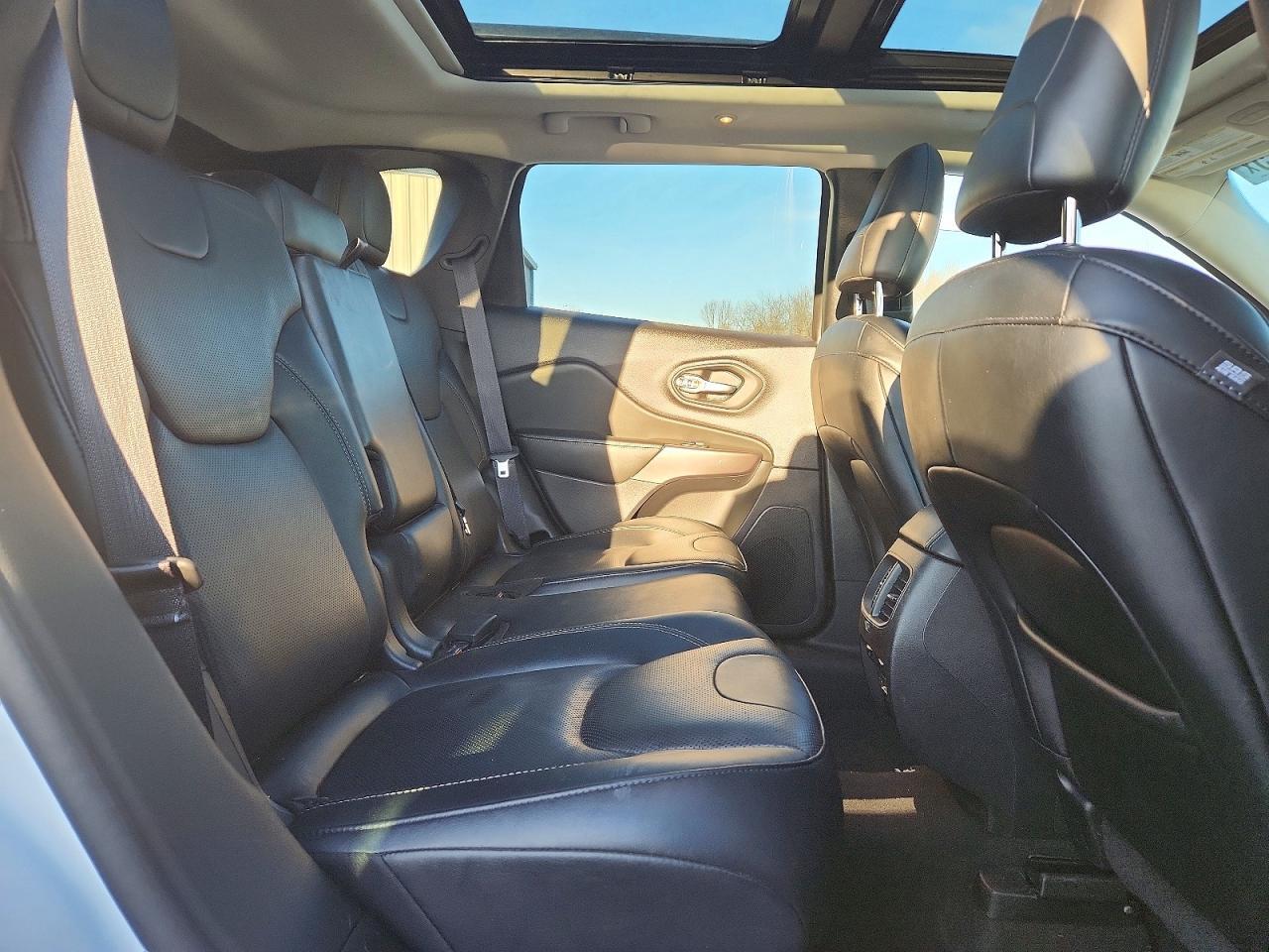 2022 JEEP CHEROKEE
