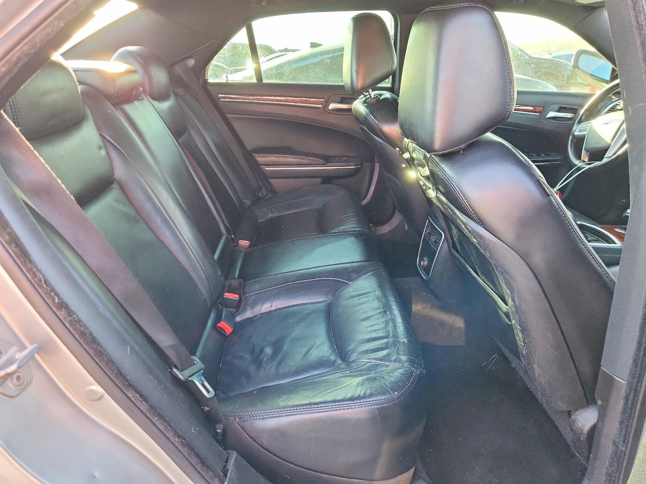 2012 CHRYSLER 300