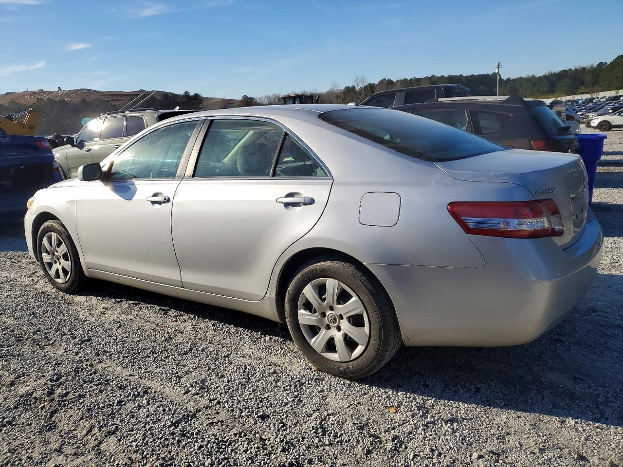 2011 TOYOTA CAMRY
