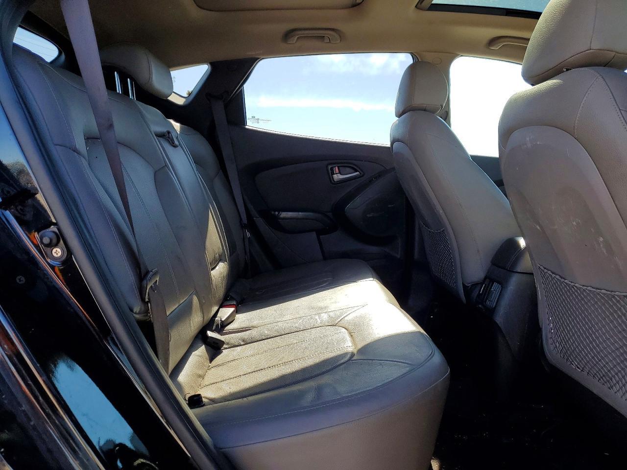 2014 HYUNDAI TUCSON