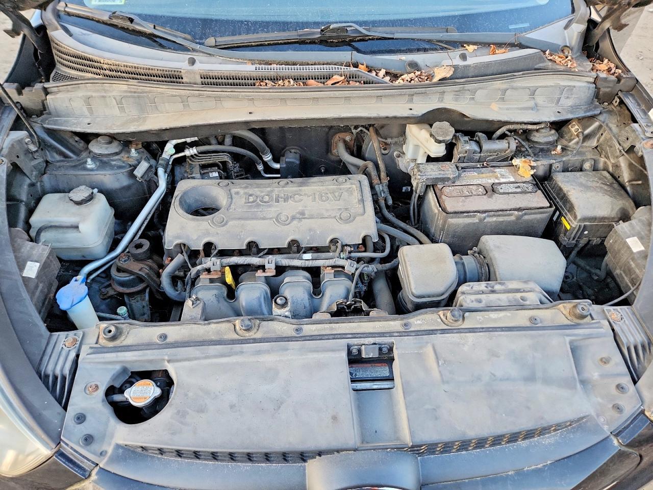2010 HYUNDAI TUCSON
