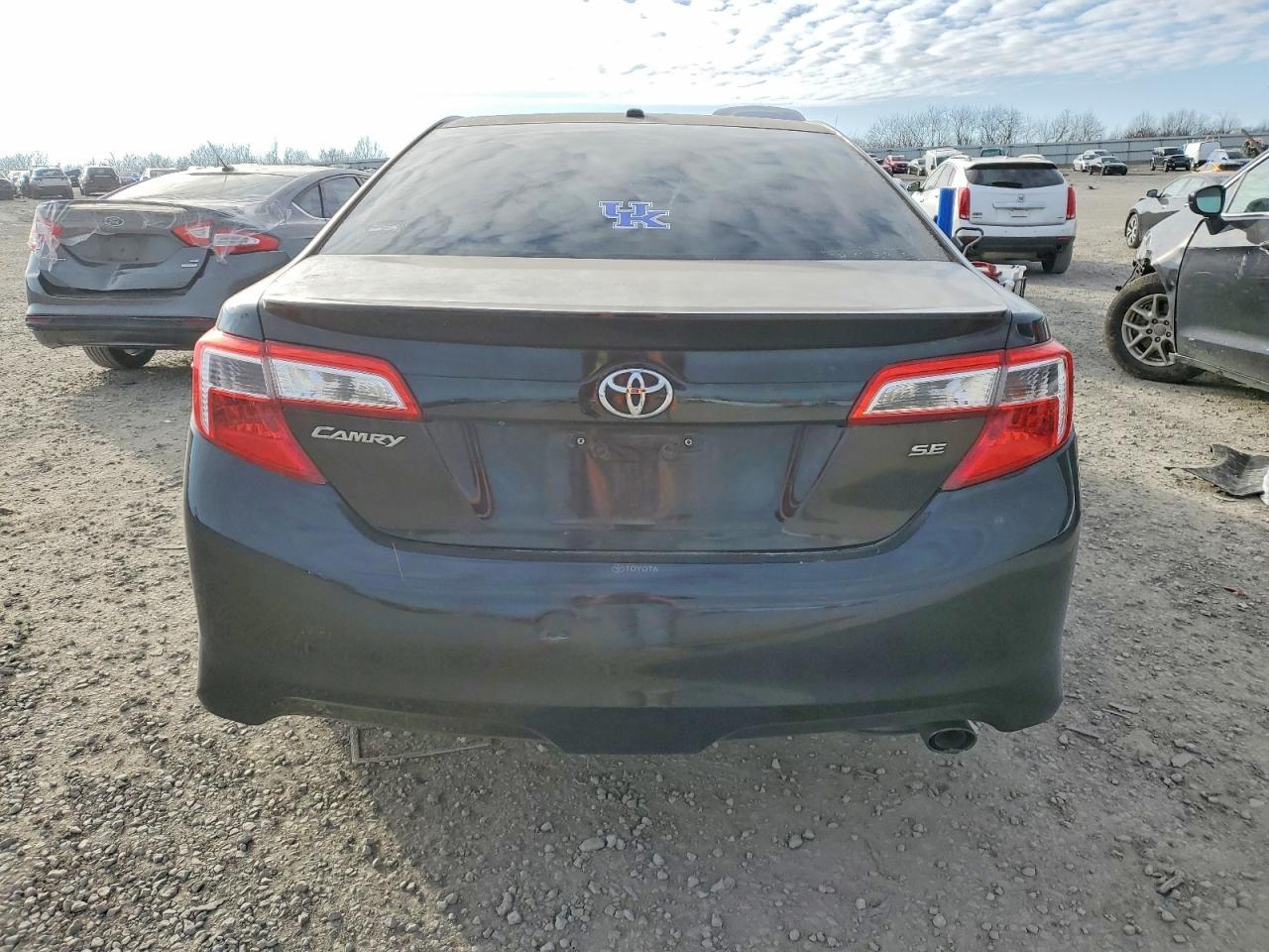 2013 TOYOTA CAMRY