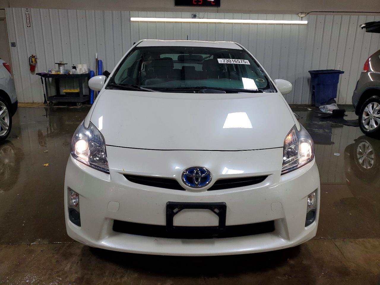 2010 TOYOTA PRIUS