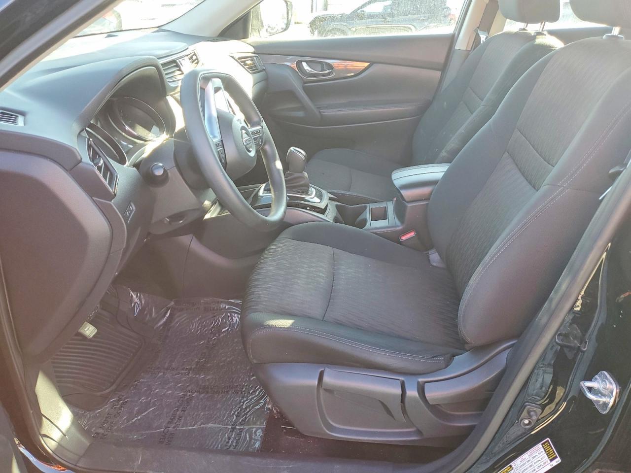 2017 NISSAN ROGUE