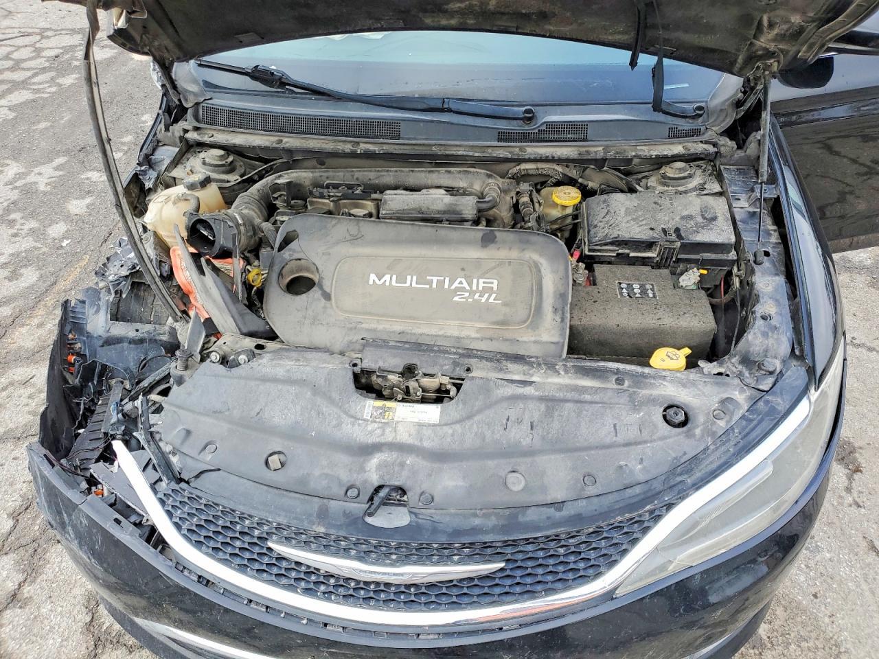 2015 CHRYSLER 200
