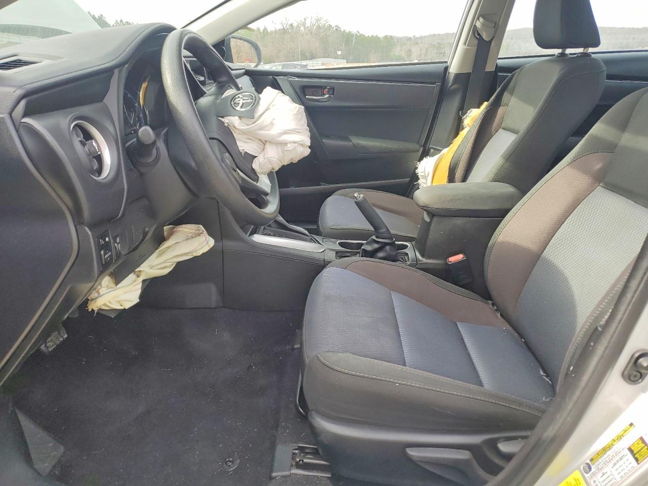 2017 TOYOTA COROLLA