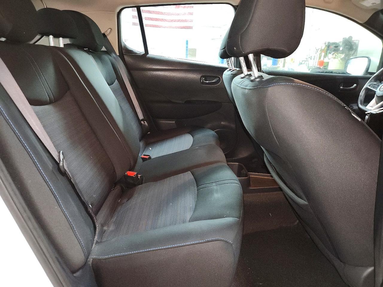 2025 NISSAN LEAF