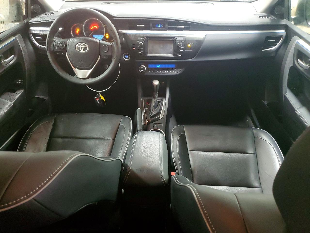 2015 TOYOTA COROLLA