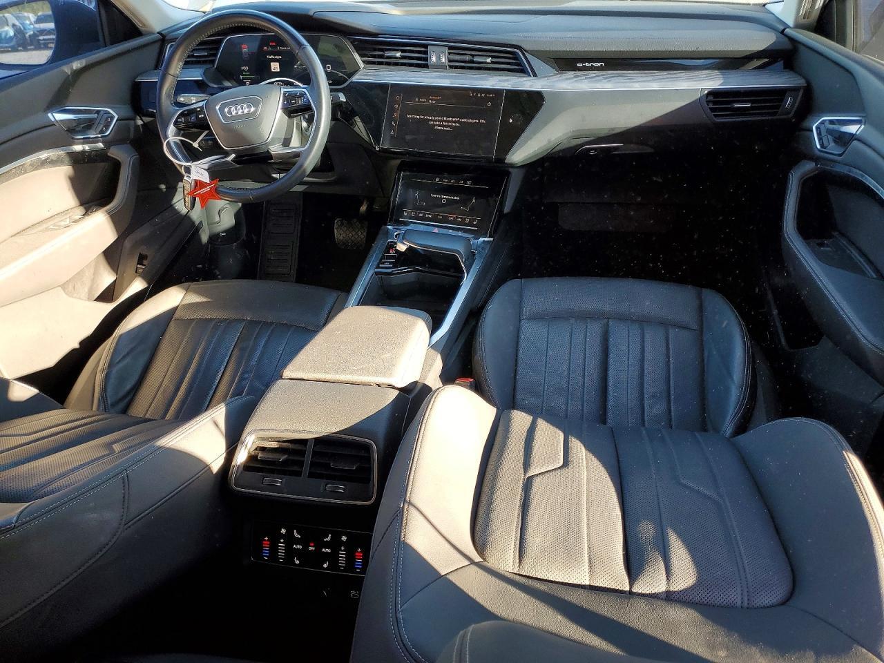2021 AUDI e-tron Sportback