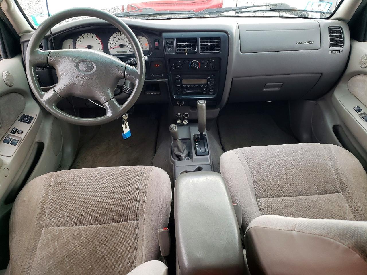 2002 TOYOTA TACOMA