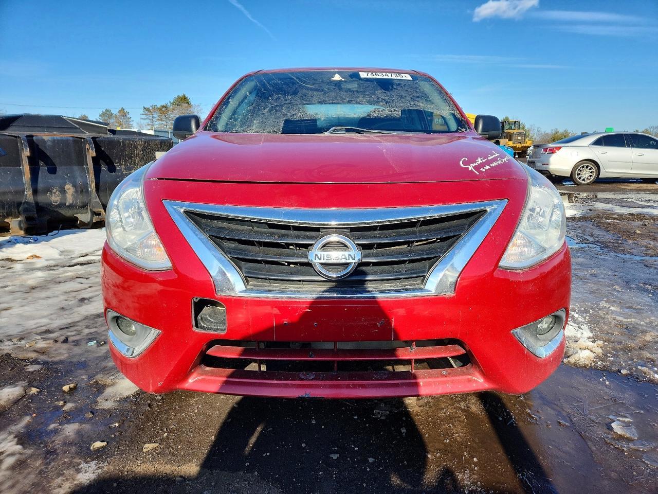 2015 NISSAN VERSA