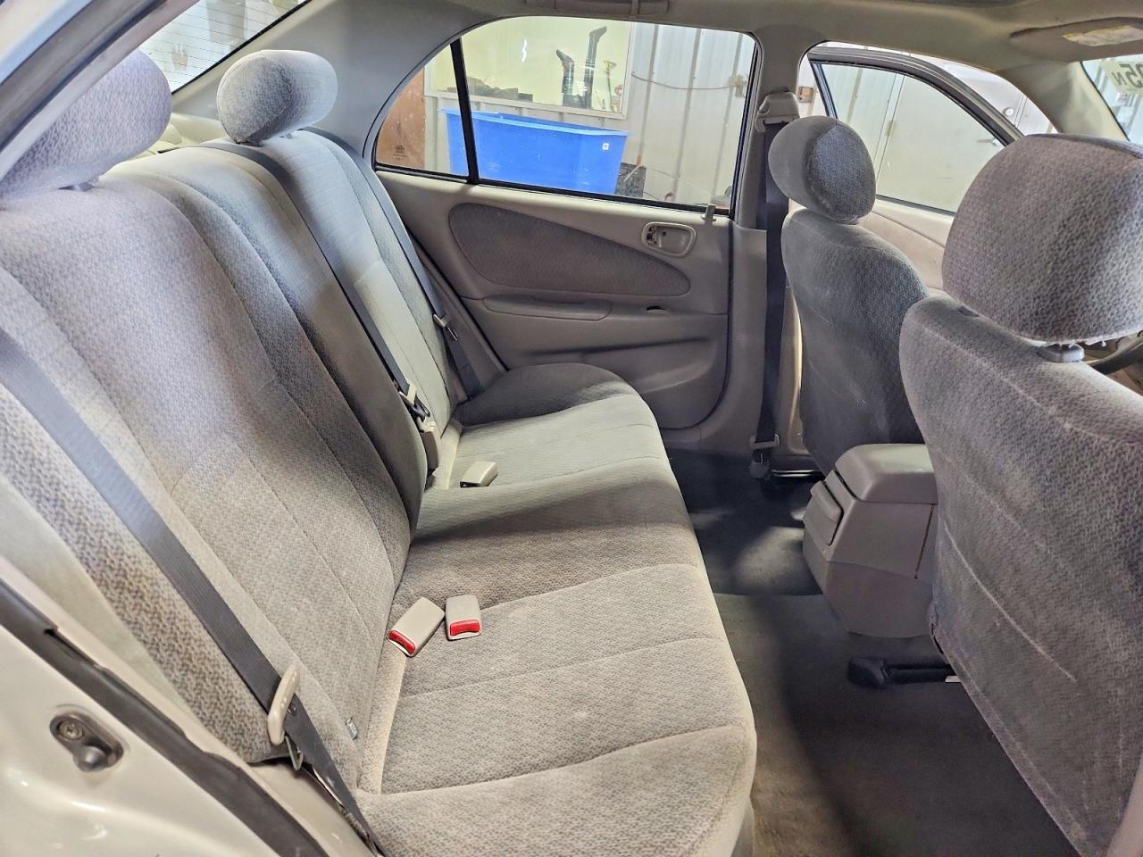 2002 TOYOTA COROLLA